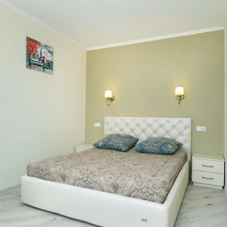 люкс софия: метро позняки Apartment Kyiv